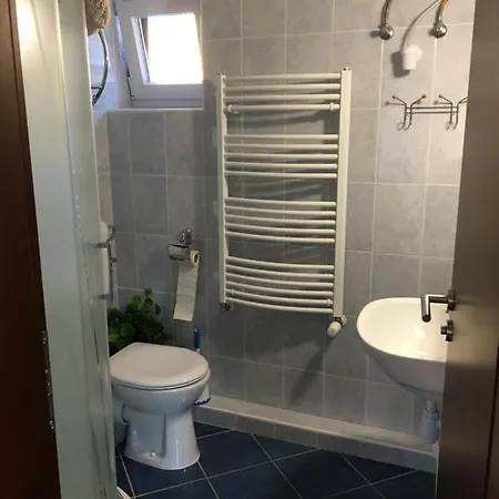 Vadrozsa Vendeghaz * Siofok