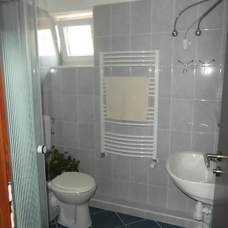 Vadrozsa Vendeghaz Siófok