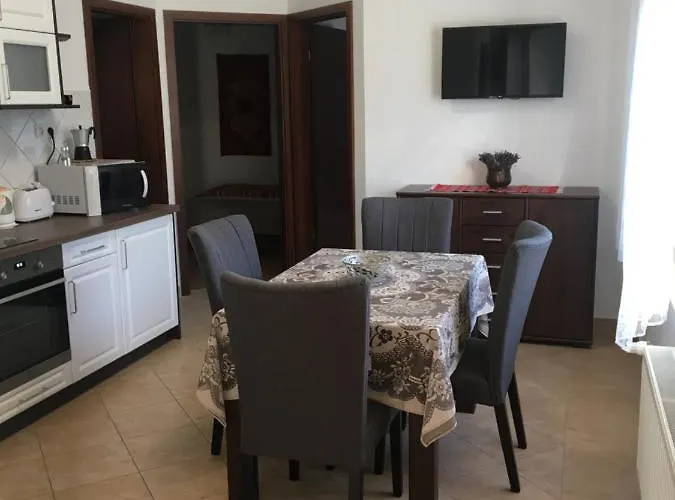 게스트하우스 Vadrozsa Vendeghaz 시오포크