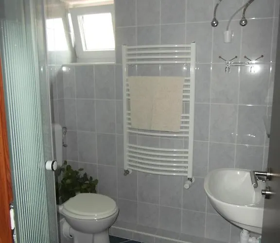 Vadrozsa Vendeghaz 시오포크